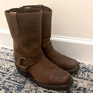 Dingo Gaucho brown leather harness boots US 8.5